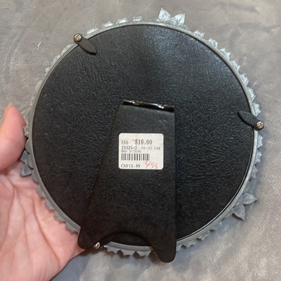 Blue rhinestone floral circle picture frame icing Claire’s wedding table numbers - Picture 2 of 2